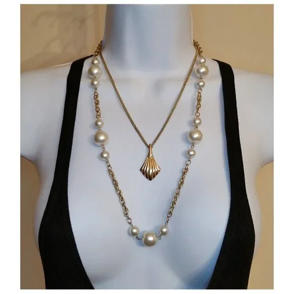 Curated Bundle Lot 2 Vintage Necklaces - Picture 1 of 3